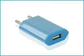 Adaptador Cargador USB universal . Azul
